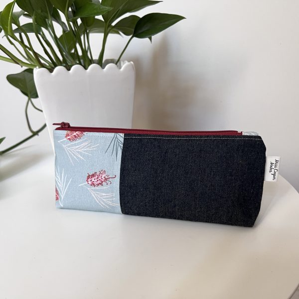 Prism / Triangle Zip Pouch – Grevillea on Light Blue