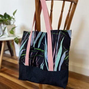 Oversized Market/Beach Tote Bag - Paper Roots on Navy Blue