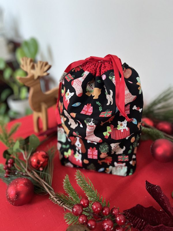 Christmas Gift Bag - A Doggy Christmas - Small