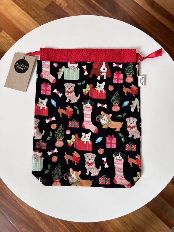 Christmas Gift Bag - A Doggy Christmas - Small - Image 2