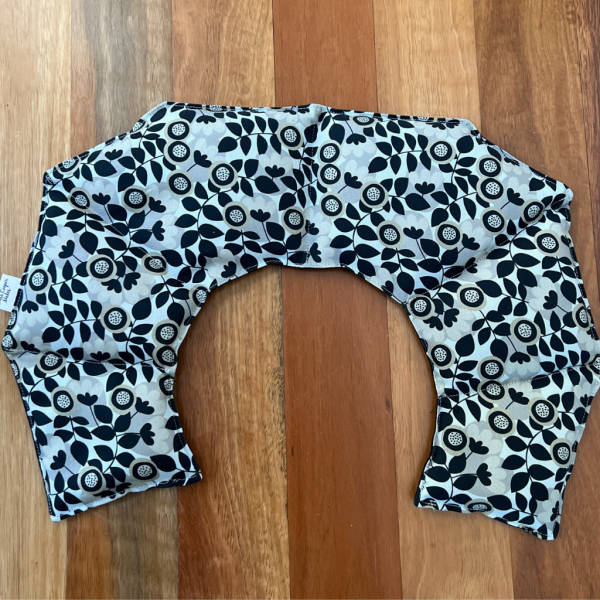 Origami-Inspired Curved Wheat Pack for Neck & Shoulders - Floral Trail - Image 4